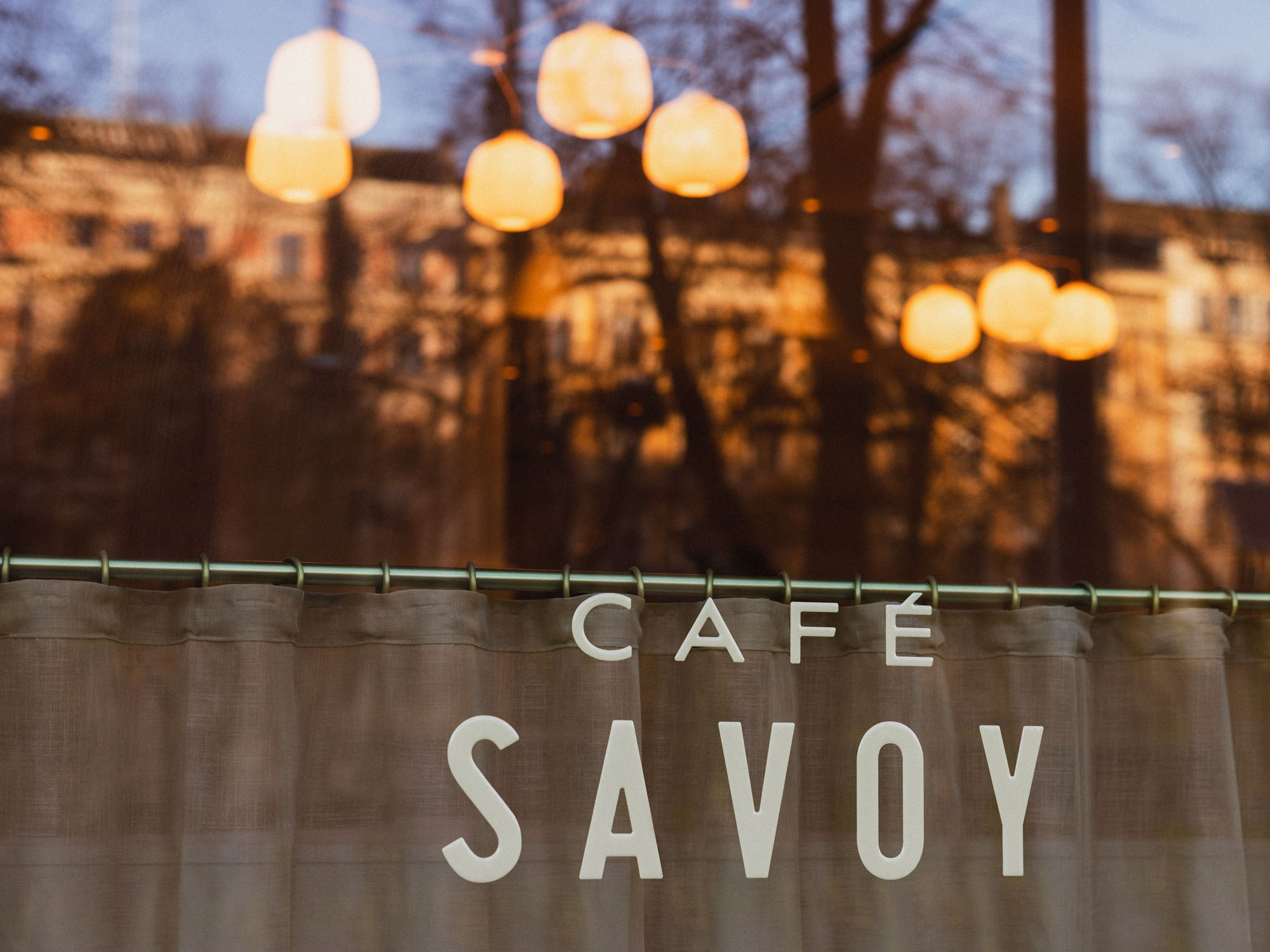 Cafe Savoy 01 Anton Sucksdorff
